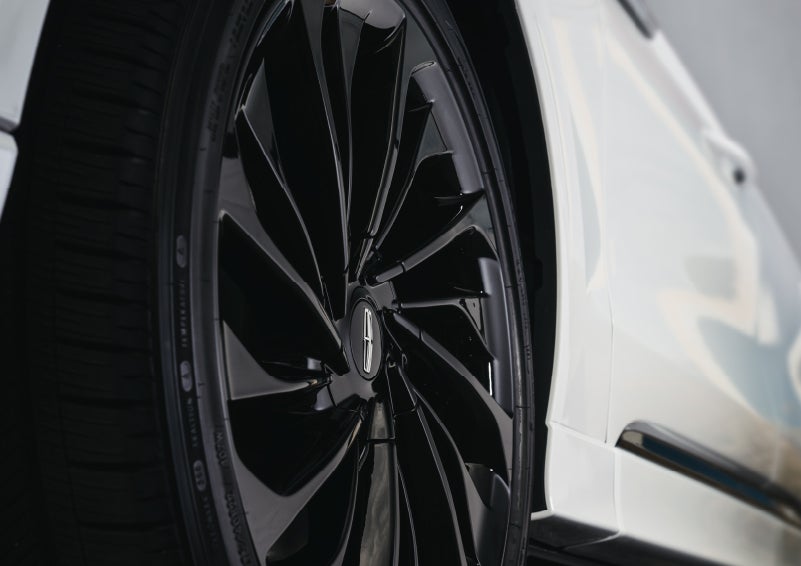 The wheel of the available Jet Appearance package is shown | Libertyville Lincoln Sales, Inc. in Libertyville IL