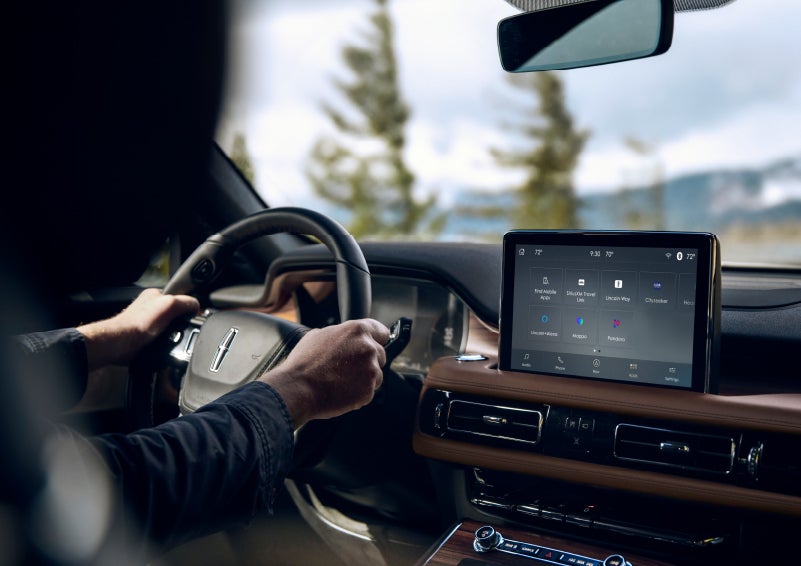 The center touch screen in a 2024 Lincoln Aviator® SUV is shown | Libertyville Lincoln Sales, Inc. in Libertyville IL